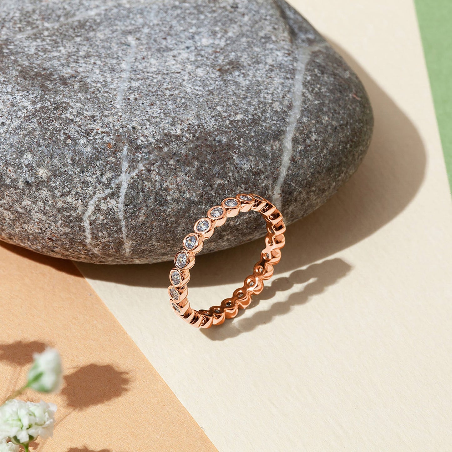 Lola Eternity Band