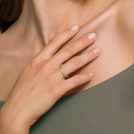 Lola Eternity Band