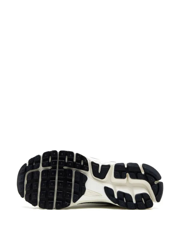 Women's Zoom Vomero 5 Sneakers