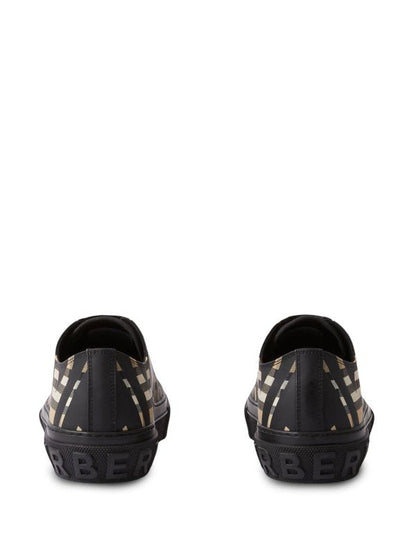 Burberry Sneakers