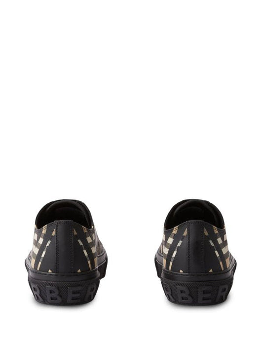 Burberry Sneakers