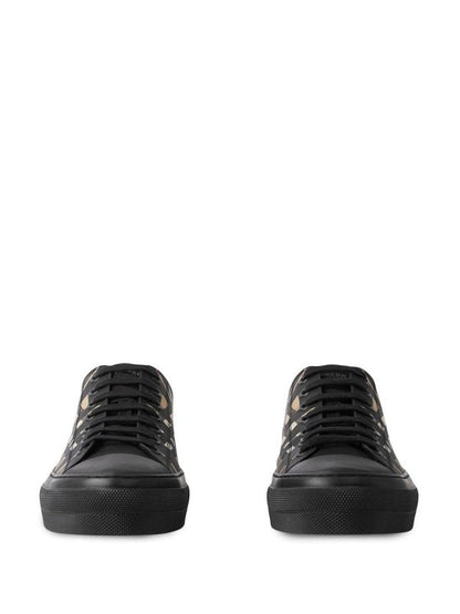 Burberry Sneakers