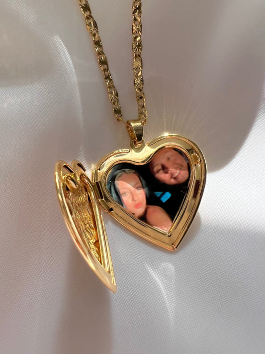 Gold Plated Photo Heart Locket Necklace