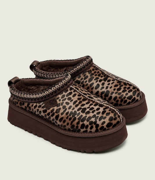 Leopard Print SNUGG Slippers